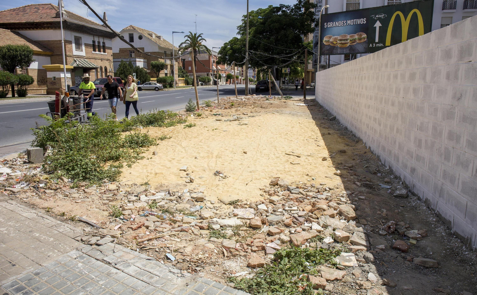 La calle Encinasola, en la barriada de Isla Chica.