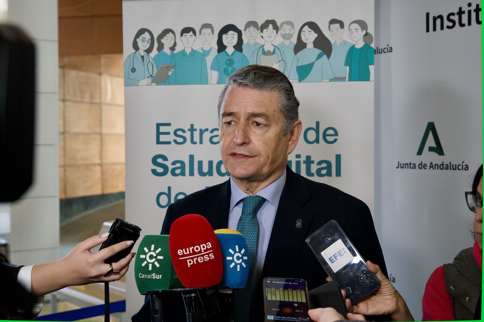 La consejera de Sanidad, Antonio Sanz, en una intervención pública este lunes en Sevilla.