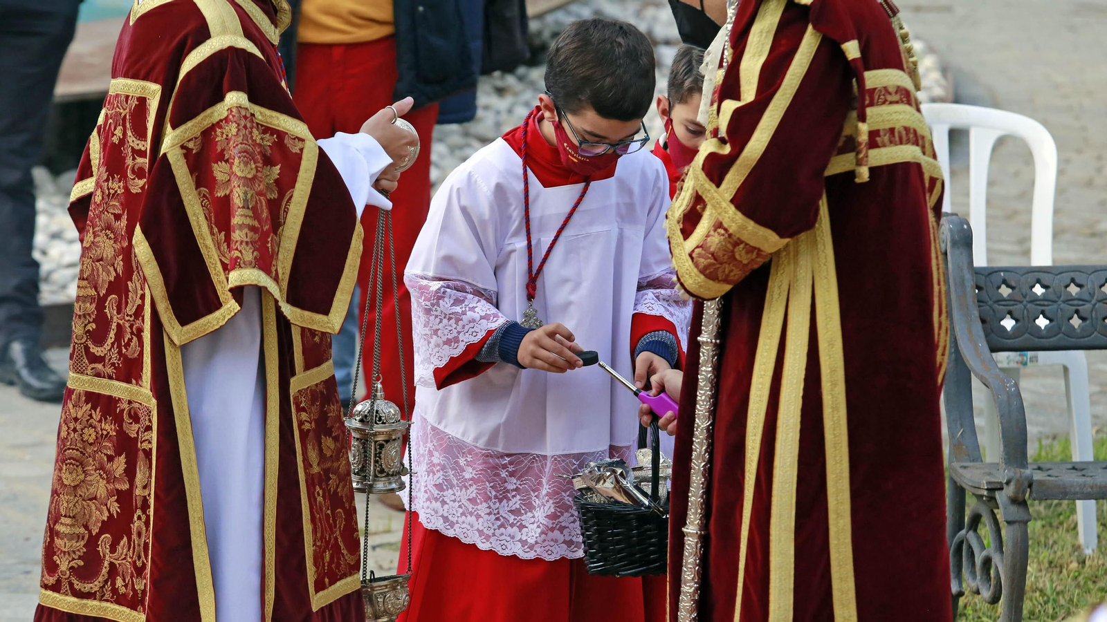 Imágenes del rosario de la Aurora de la Candelaria por los jardines de la Atalaya