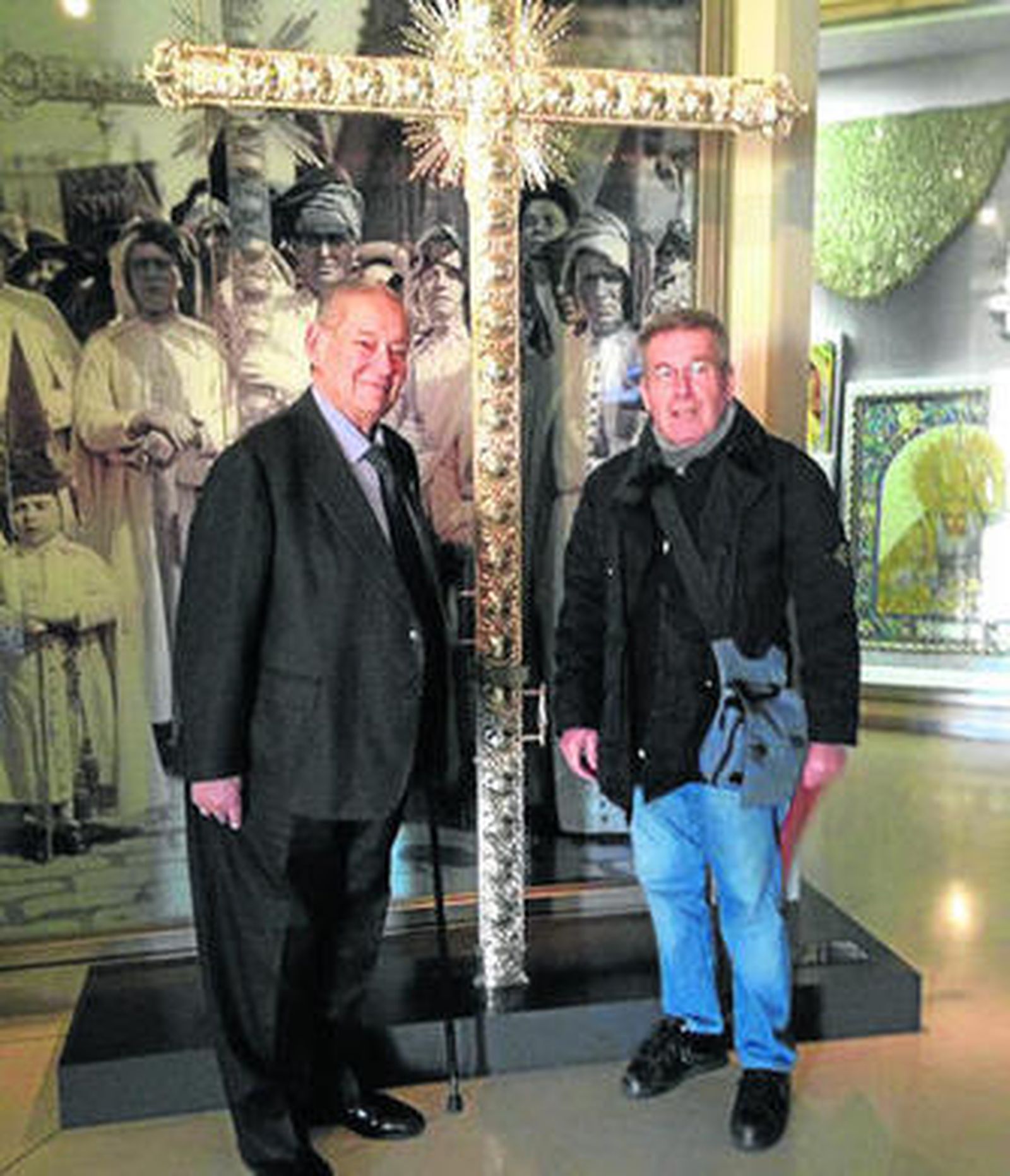 Ignacio Tovar fue recibido en la mañana de ayer por el hermano mayor, Manuel García García.