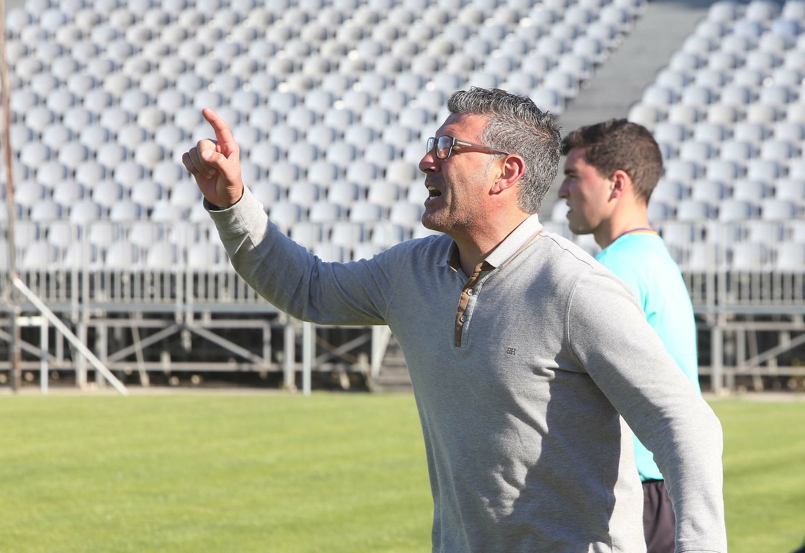 Aguilocho, entrenador del Jerez Industrial, en el partido contra el Balón en La Juventud.