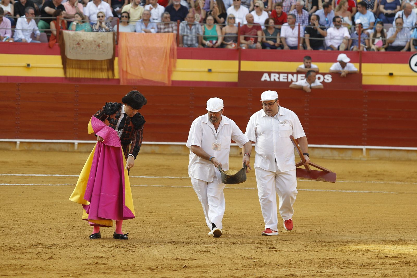 Fotogalería corrida toros Feria Santa Ana-Roquetas de Mar-El Juli-Perera-Aguado