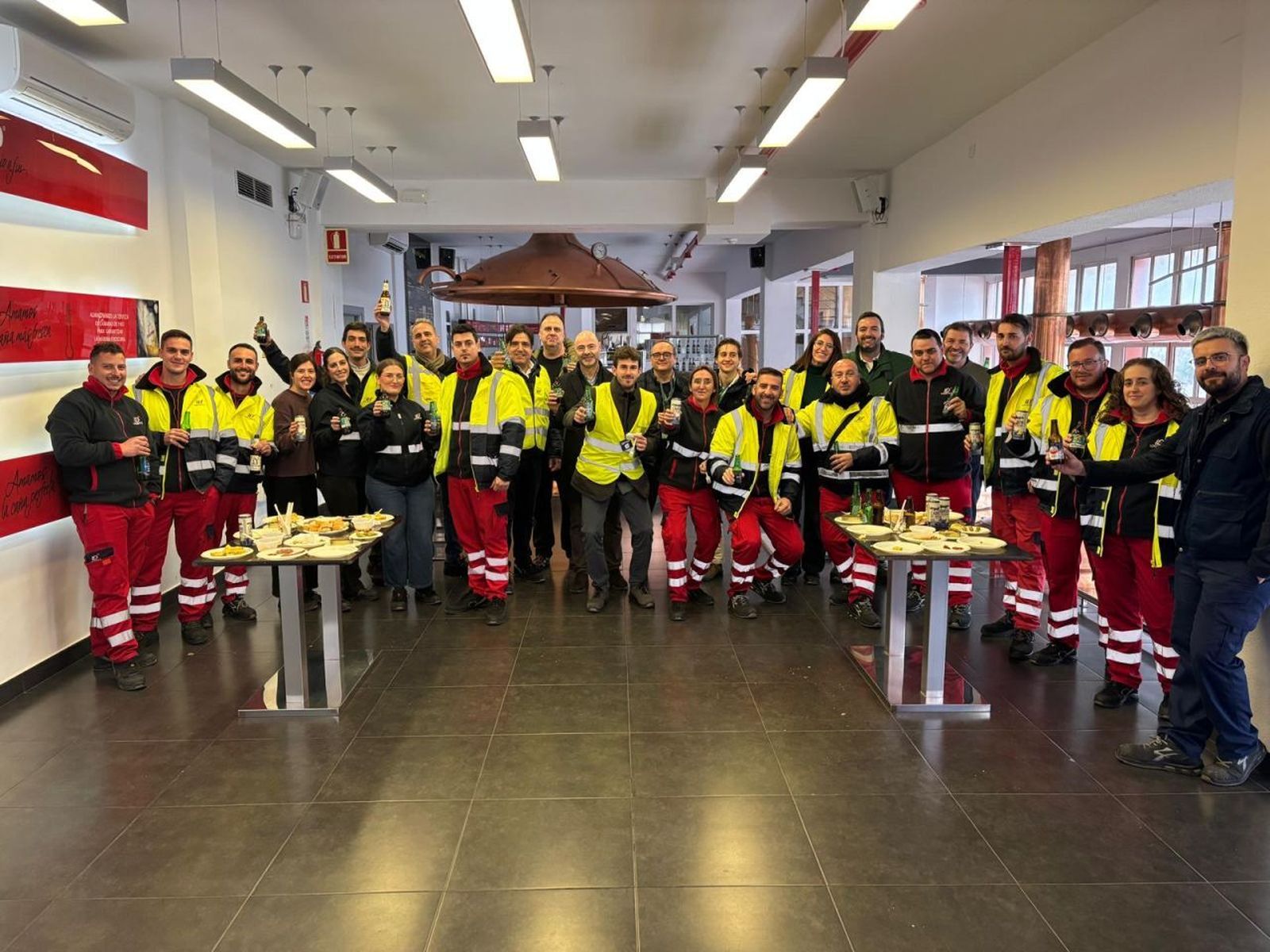 El equipo de ID Logistics en Jaén celebra el premio Best Place to Load 2025.