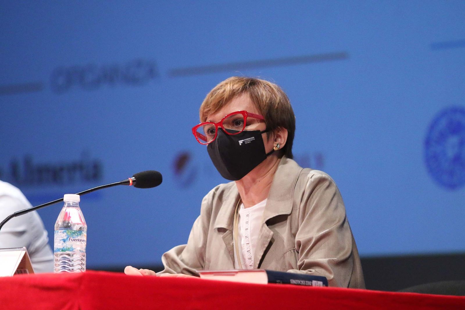 Fotogalería de Diario de los Libros, con Fernando J. Múñez y su obra 'Los diez escalones'