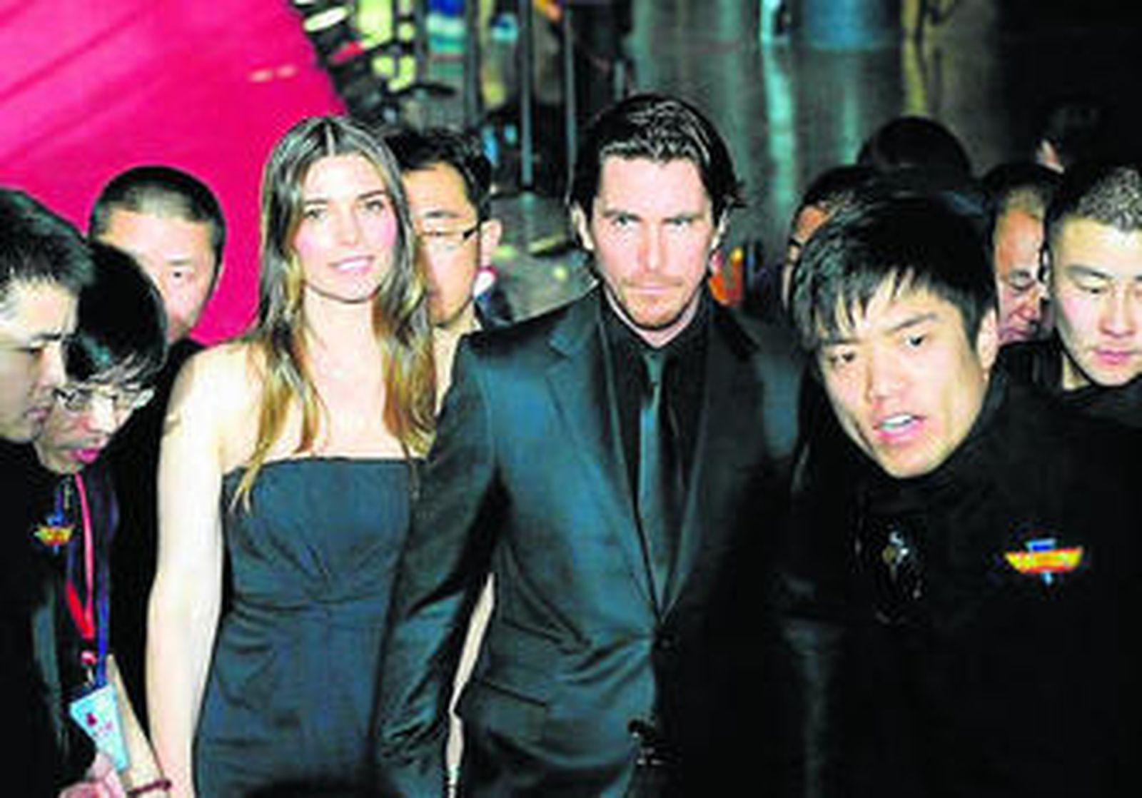 Christian Bale es atacado por la Policía en China