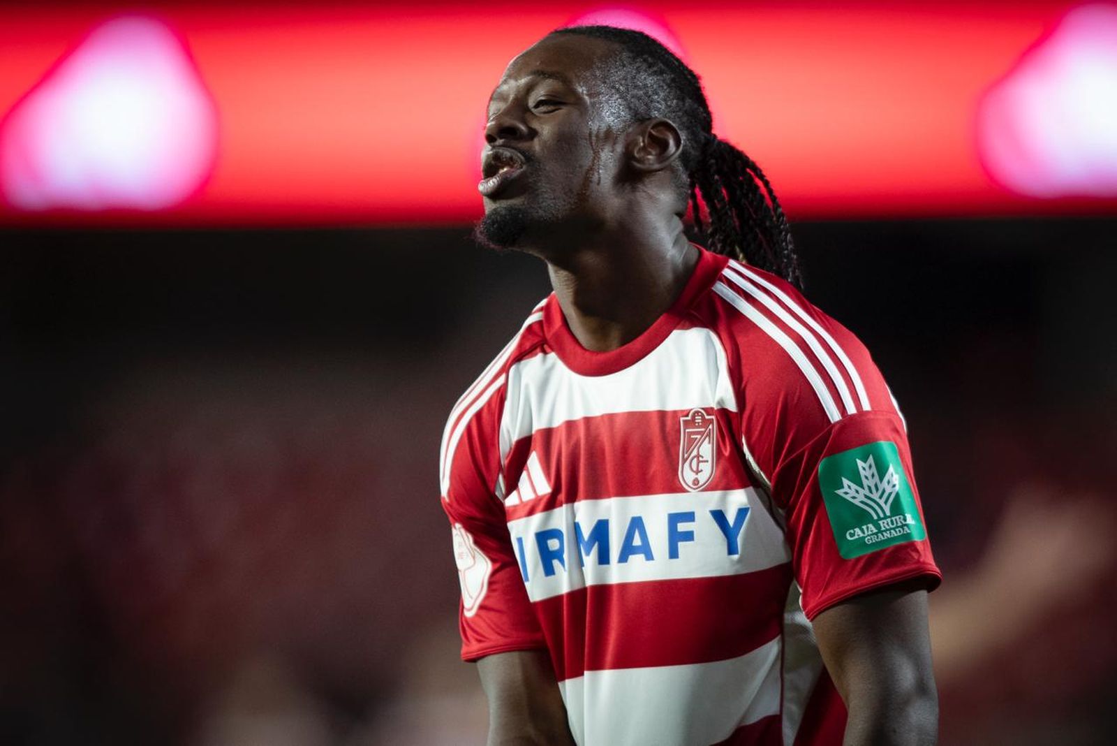 Las mejores imágenes del Granada CF-Rayo de la Copa del Rey