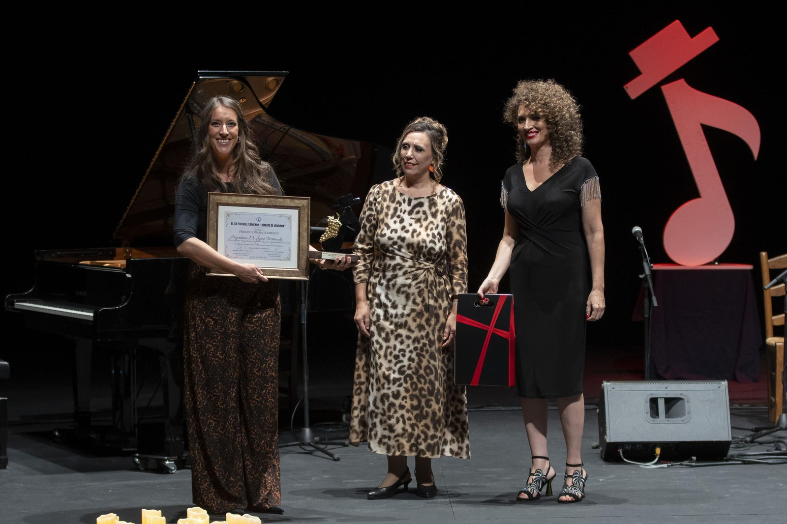 La cantaora onubense Argentina en el Festival Flamenco Remate de Vendimia de Almonte.