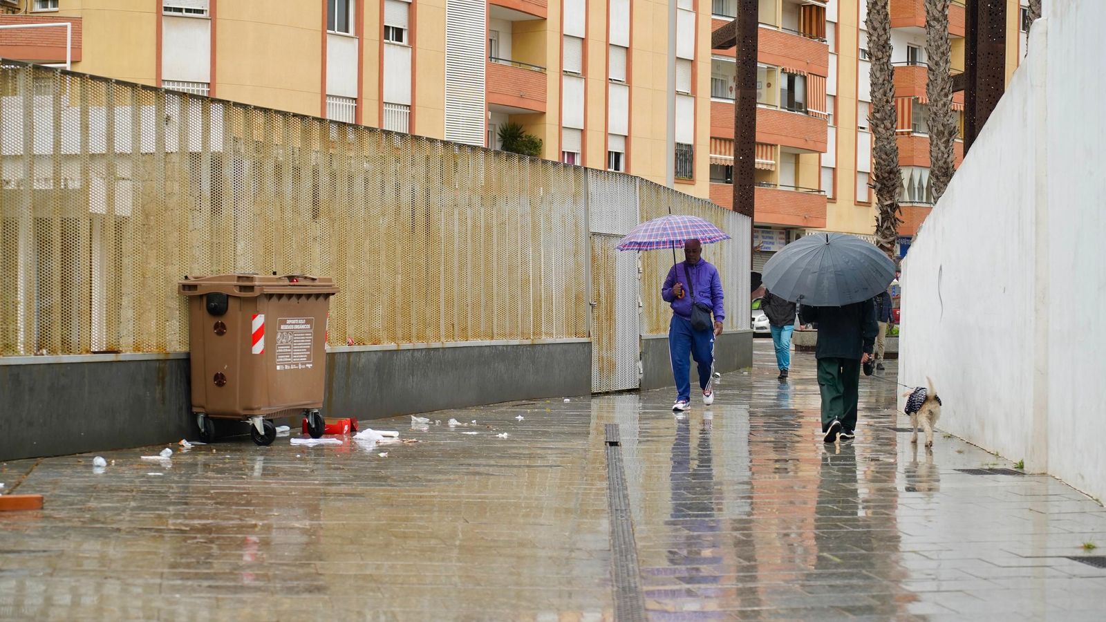 Llueve sobre mojado: Fotos de la borrasca Martinho a su paso por Algeciras