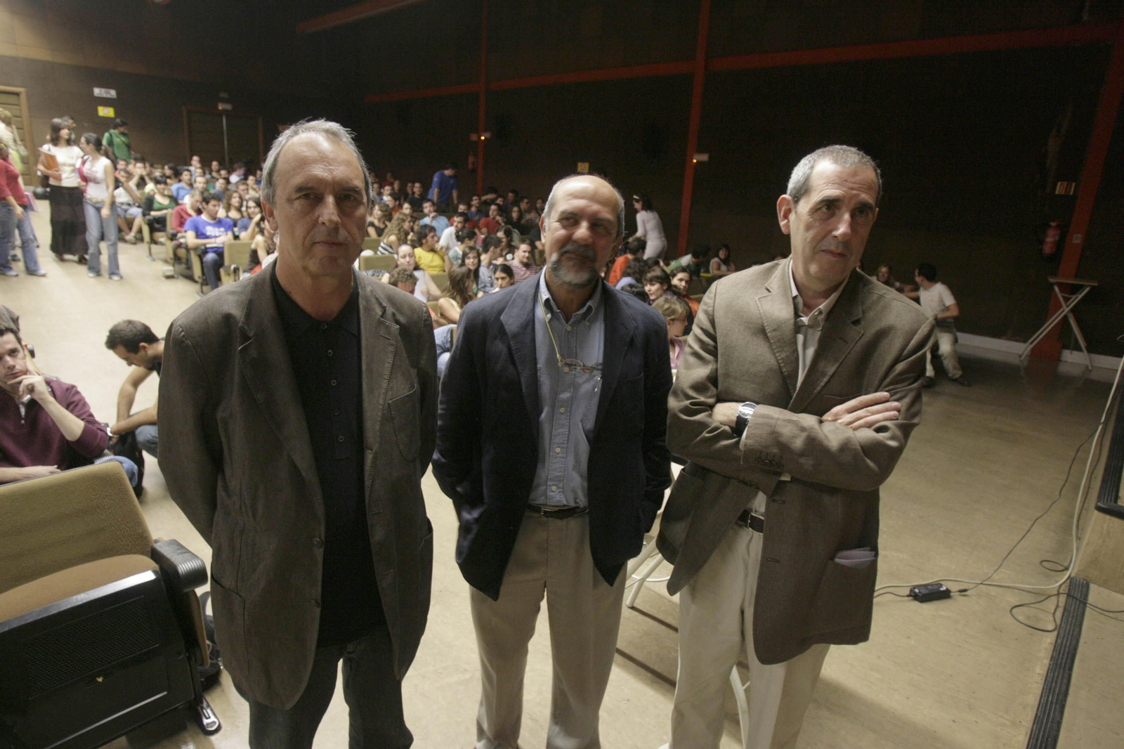 Los arquitectos Guillermo Vázquez Consuegra y Antonio Ortiz (Cruz y Ortiz Arquitectos) a la derecha en una imagen de archiivo.