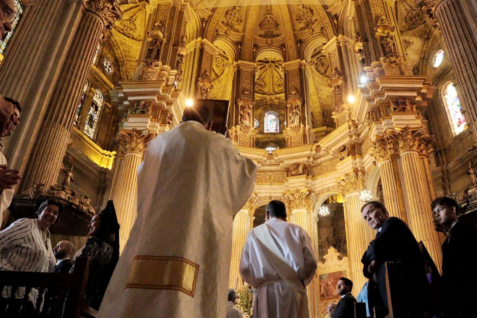 Las fotos de la coronación de la Divina Pastora de Málaga