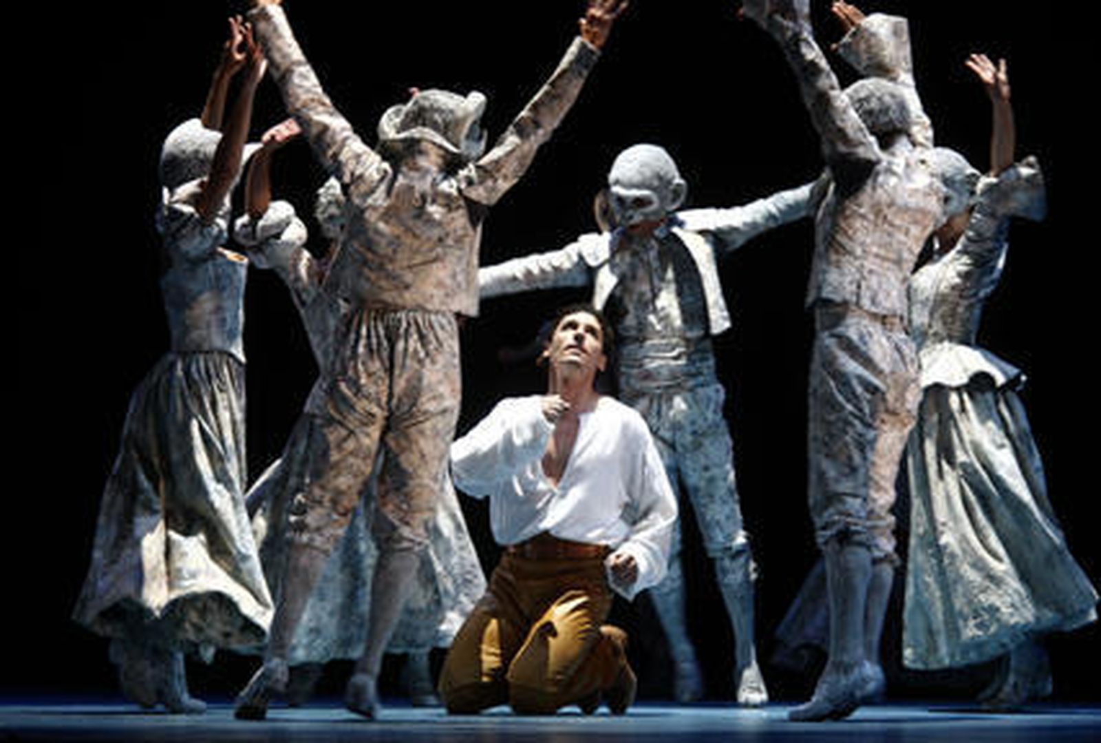 Primeros nubarrones en el panorama teatral