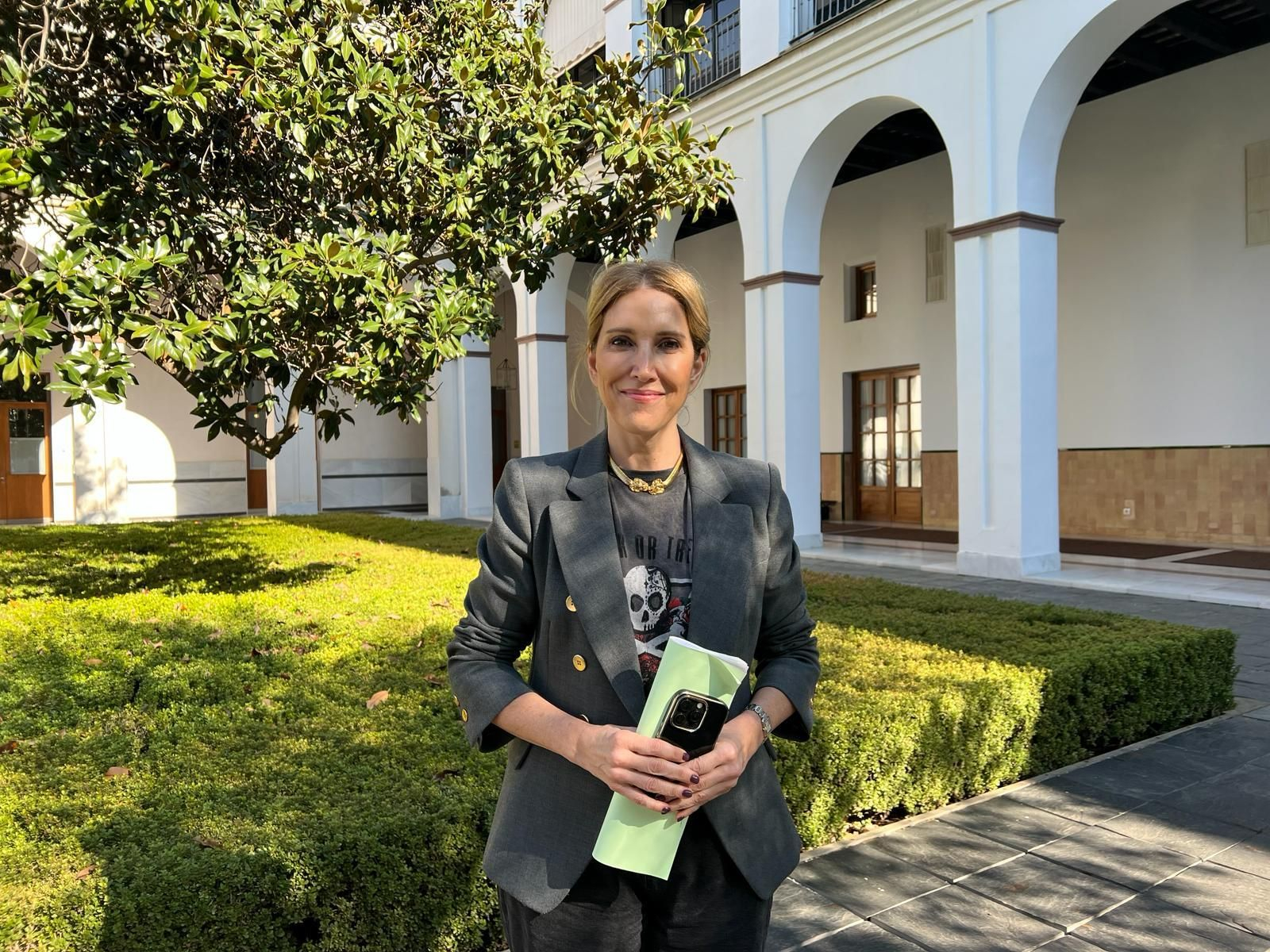 Julia Ibáñez apuesta por la colaboración público-privada en el sector agroalimentario Julia Ibáñez apuesta por la colaboración público-privada en el sector agroalimentario