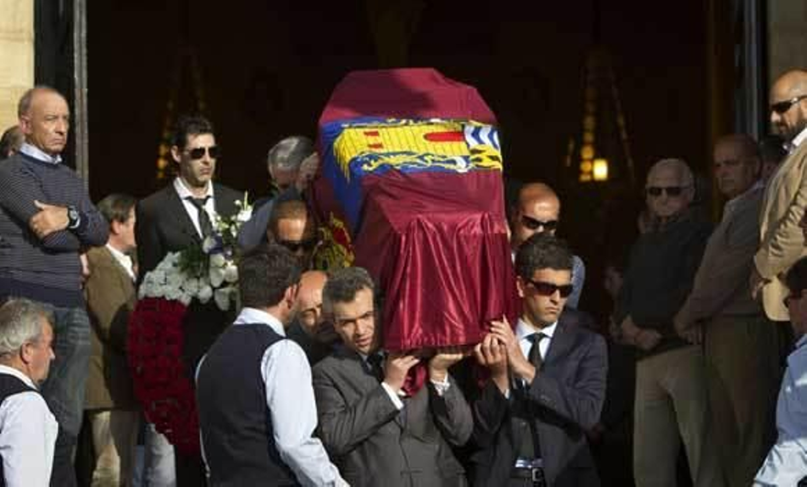 Familiares y amigos despiden a Gustavo Virués en Chiclana