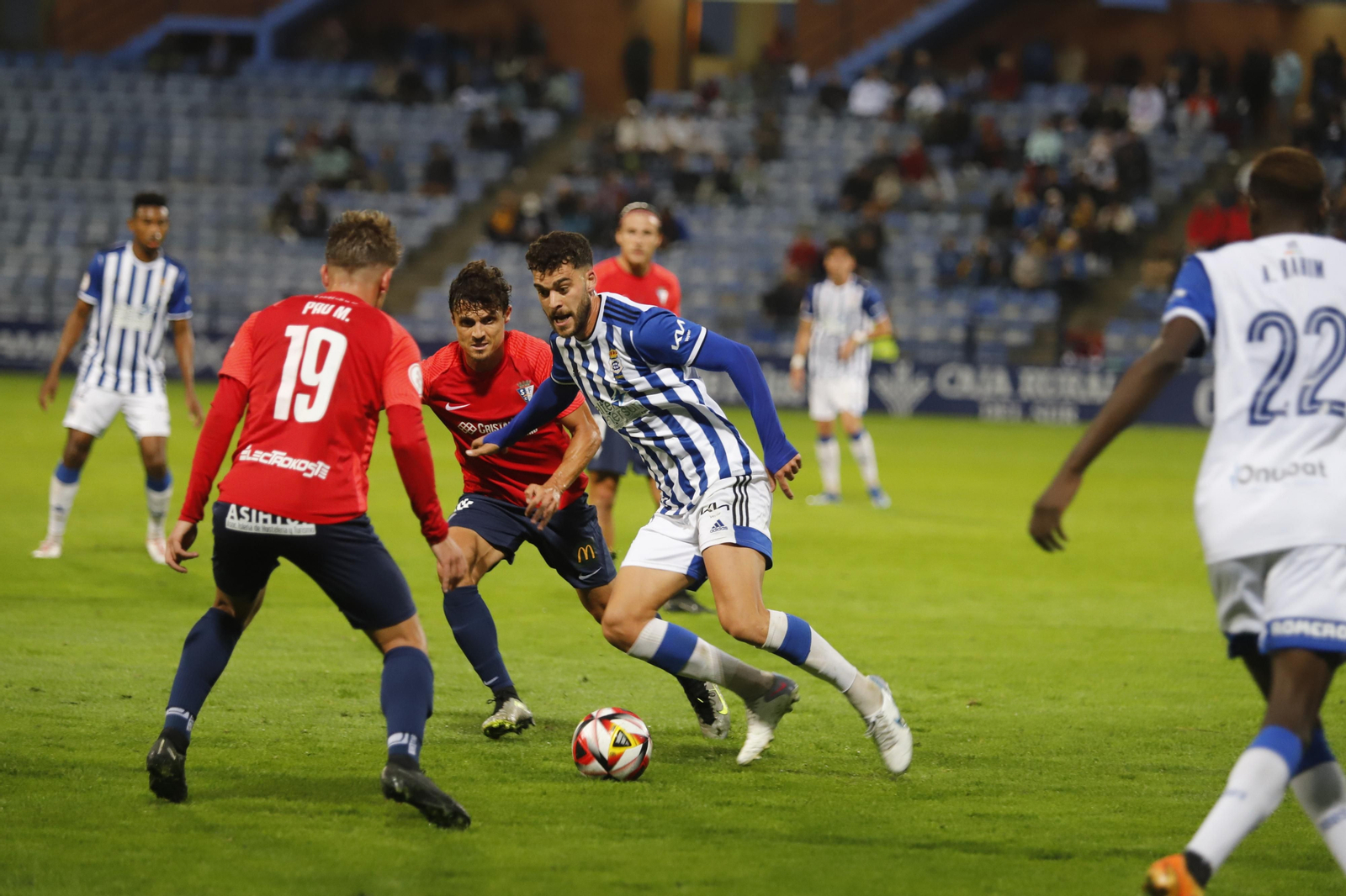 Imágenes del encuentro entre el Recreativo Huelva y el San Fernando