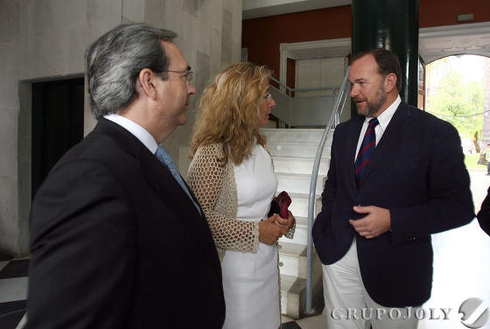 Juan Carlos Fernández, director general del Grupo Joly, con Adelaida Mellado, directora comercial de 'Huelva Información', y José Luis García-Palacios, presidente de Asaja.

Foto: Josué Correa / Mamen Pérez
