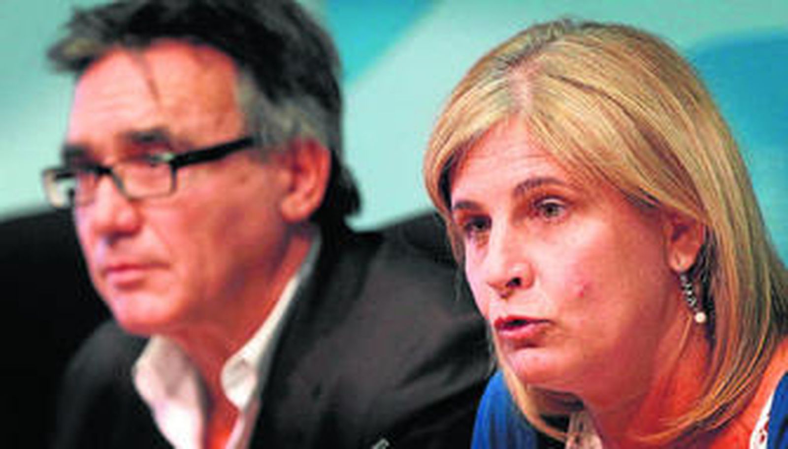 García-Pelayo, acompañada de Javier Durá, ayer en rueda de prensa en el Ayuntamiento.