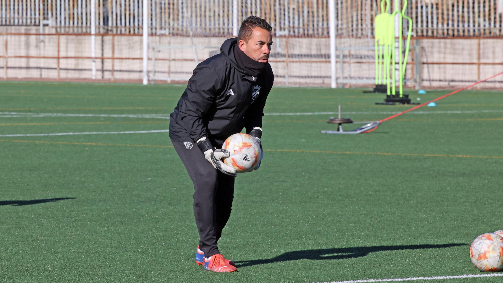 Fran Corrales, en un entrenamiento con el Xerez CD antes de marcharse al Atlético El Paso.