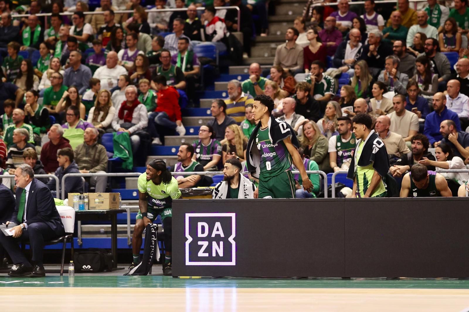 El Unicaja-Baxi Manresa, en fotos