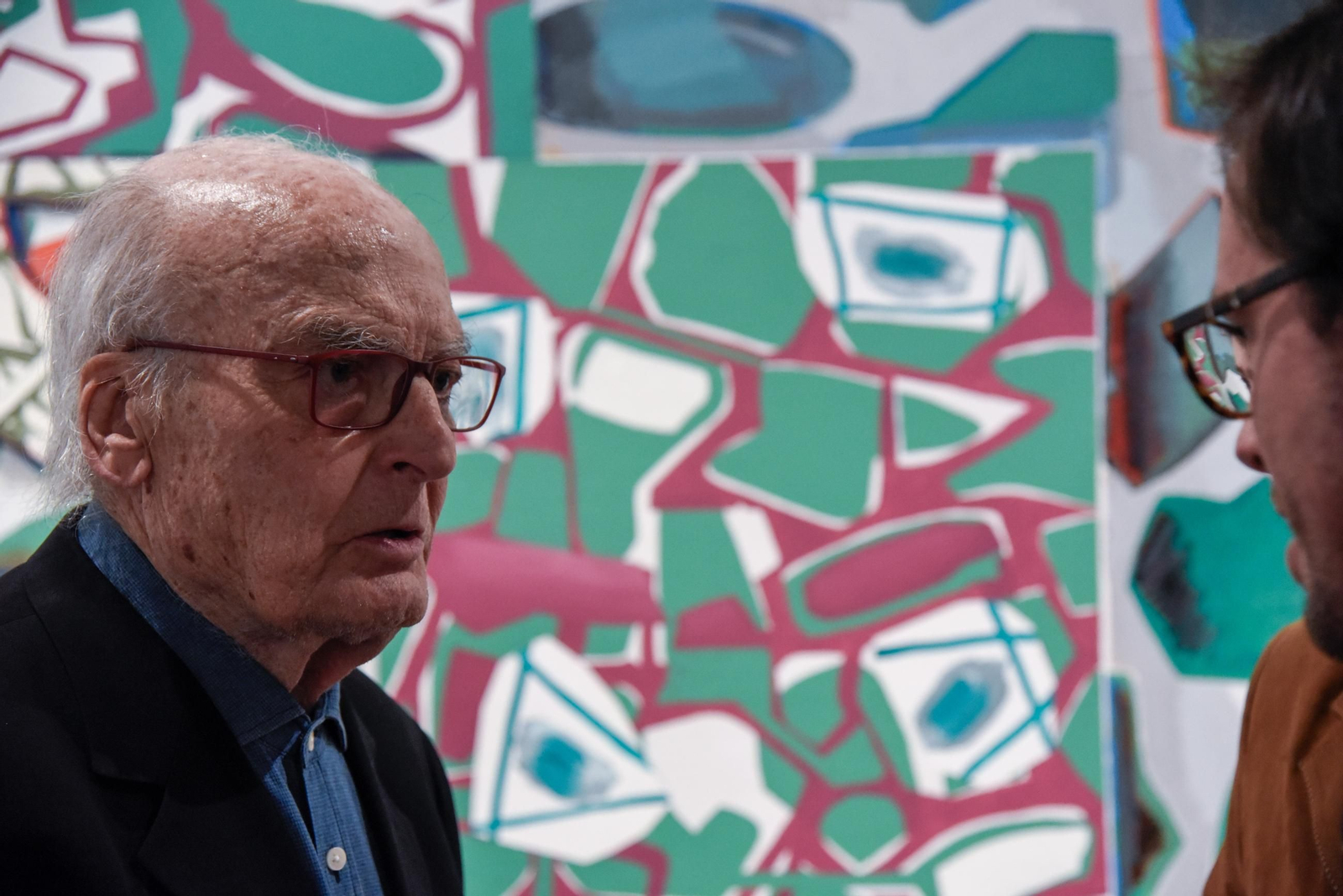 Luis Gordillo, Juan Uslé y Secundino Hernández inauguran la exposición Trifásico