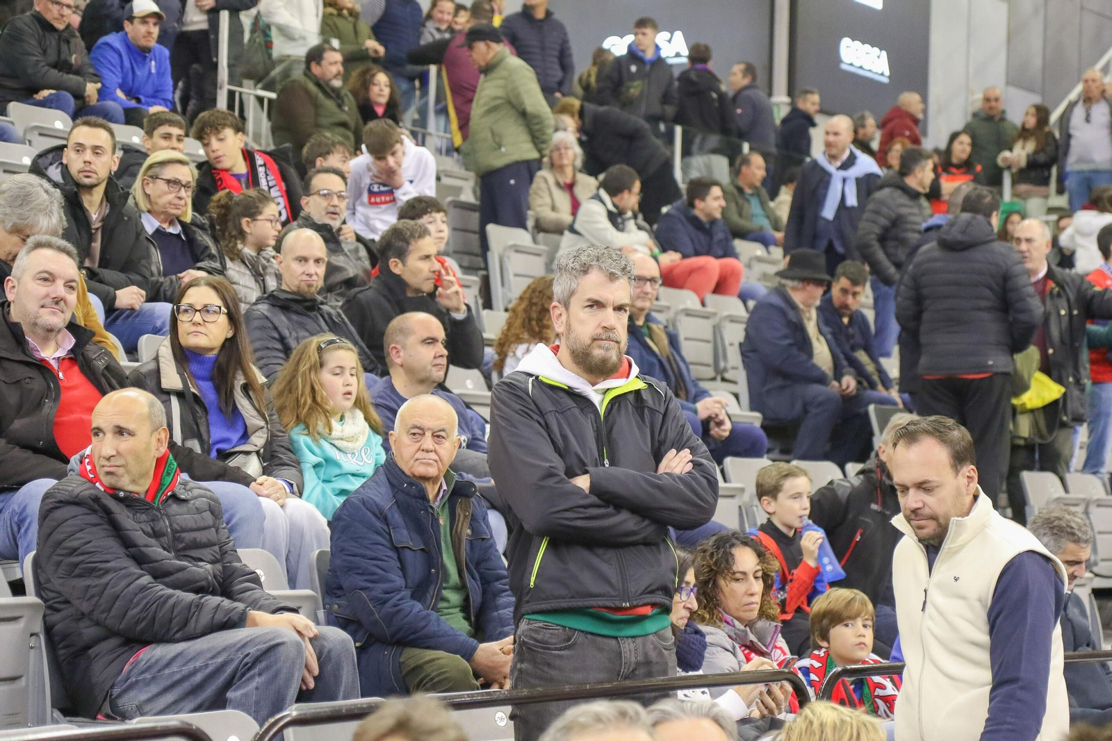 Encuéntrate en la grada del Palacio en el Covirán Granada-Zaragoza