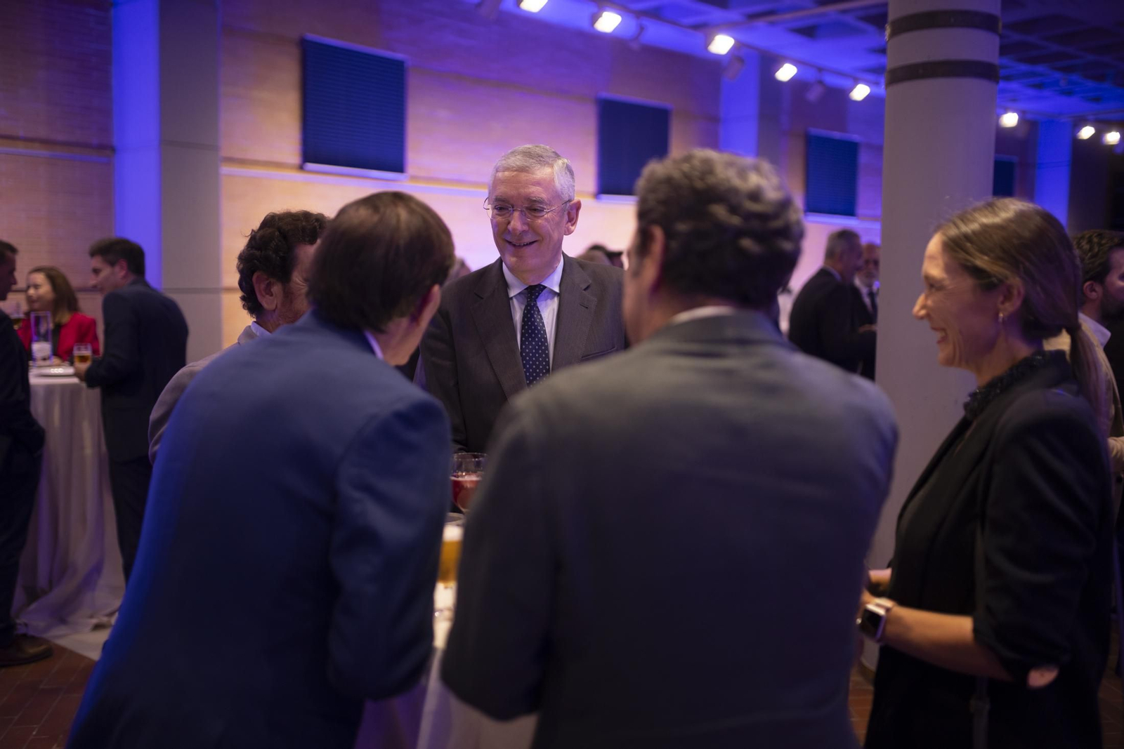 Imágenes de la recepción a los invitados a la gala del 40 aniversario de Huelva Información