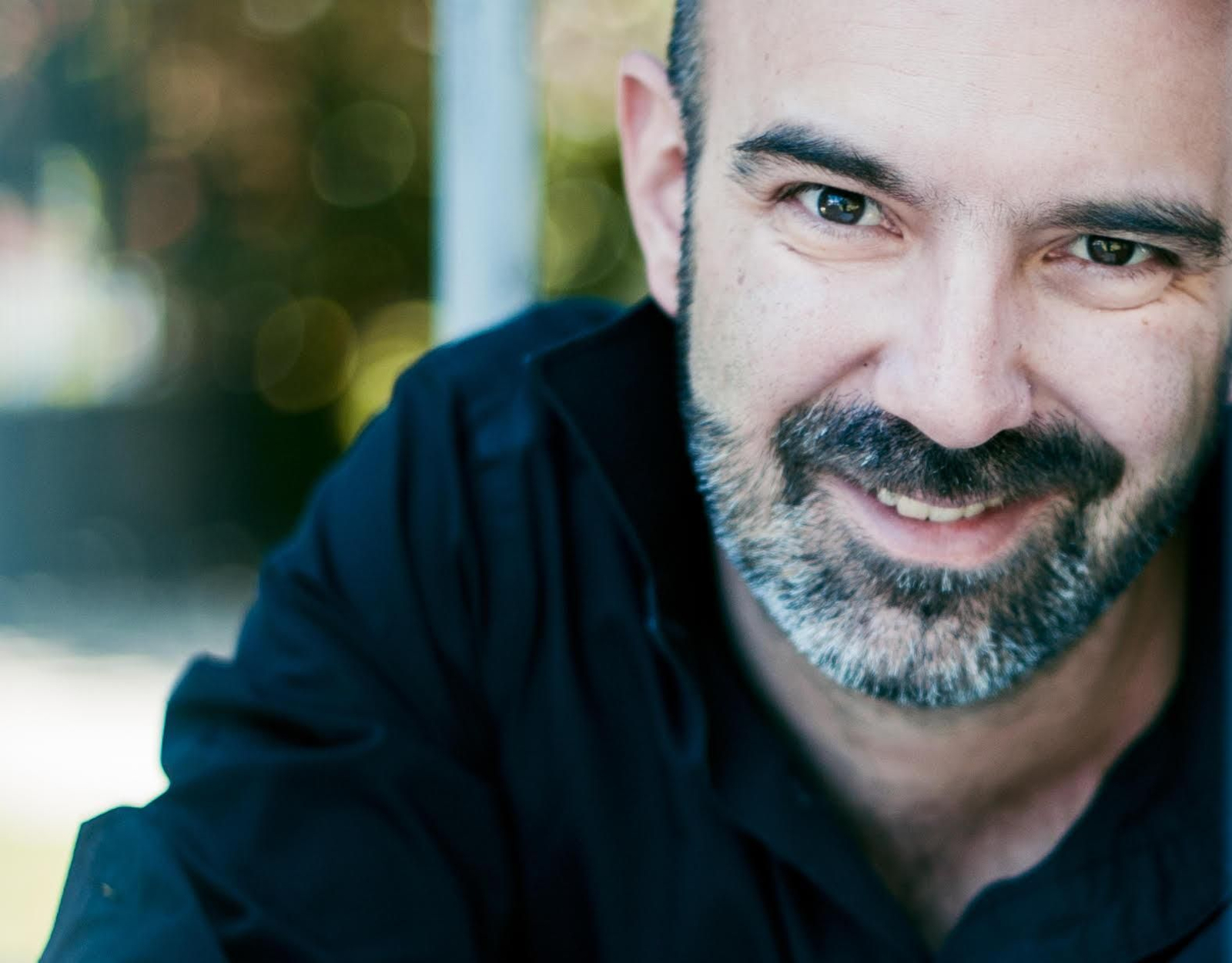 El argentino Facundo Agudín es el fundador y director del conjunto suizo Musique de Lumières.