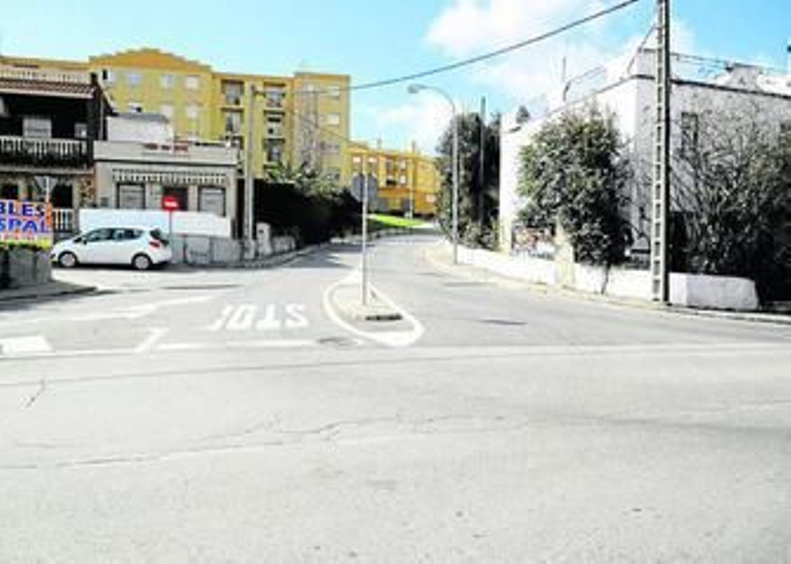 Imagen de la zona en la que los vecinos solicitan que se pinte un nuevo paso de peatones por seguridad.