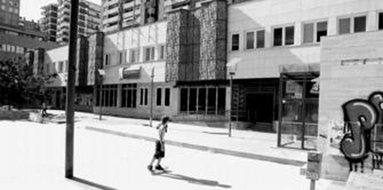 Mata desarrolla su trabajo en la Delegación de la Plaza San Juan de la Cruz.