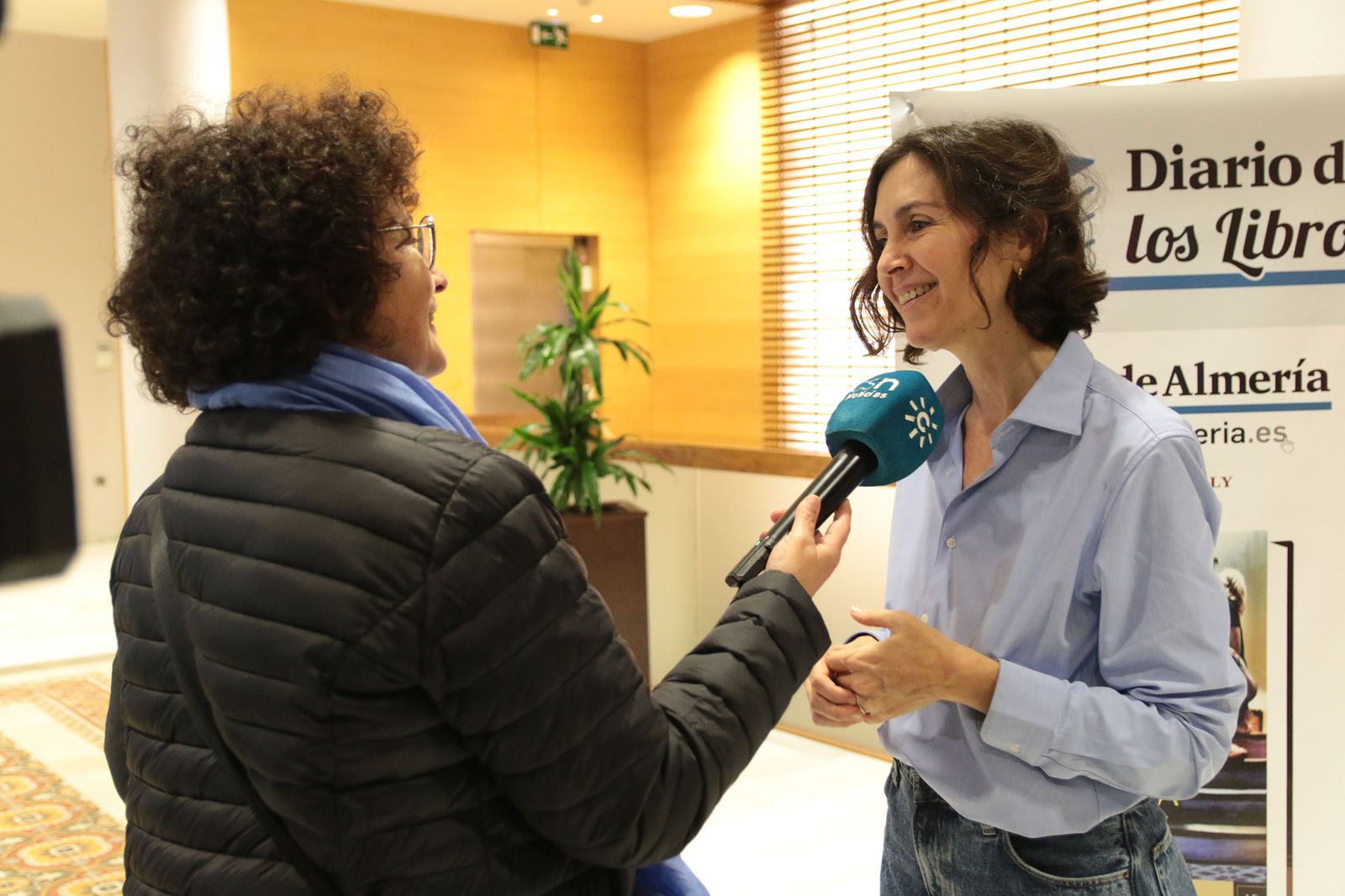 El Diario de los Libros, con Cristina Campos y su novela 'Historias de mujeres casadas'