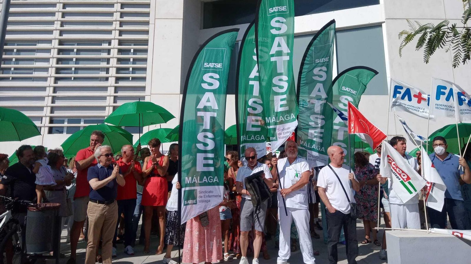 Protesta en el verano de 2023, cuando se cerraron áreas que siguen sin uso.