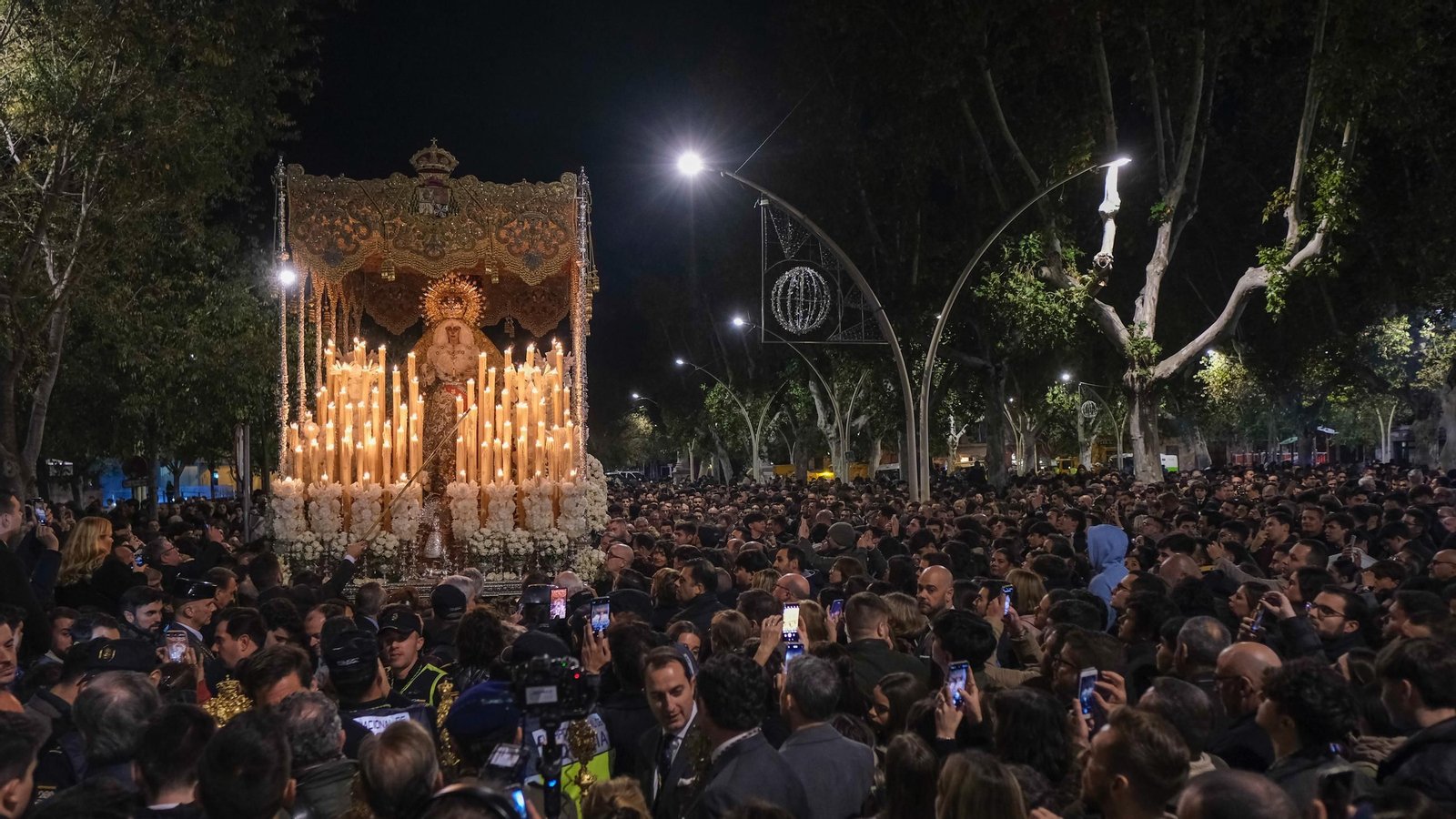 Imágenes del traslado de la Macarena a la Catedral