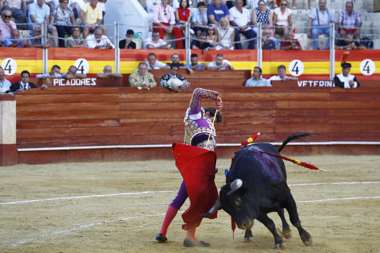 Fotogalería de la novillada de la Feria Taurina de Almería 2022
