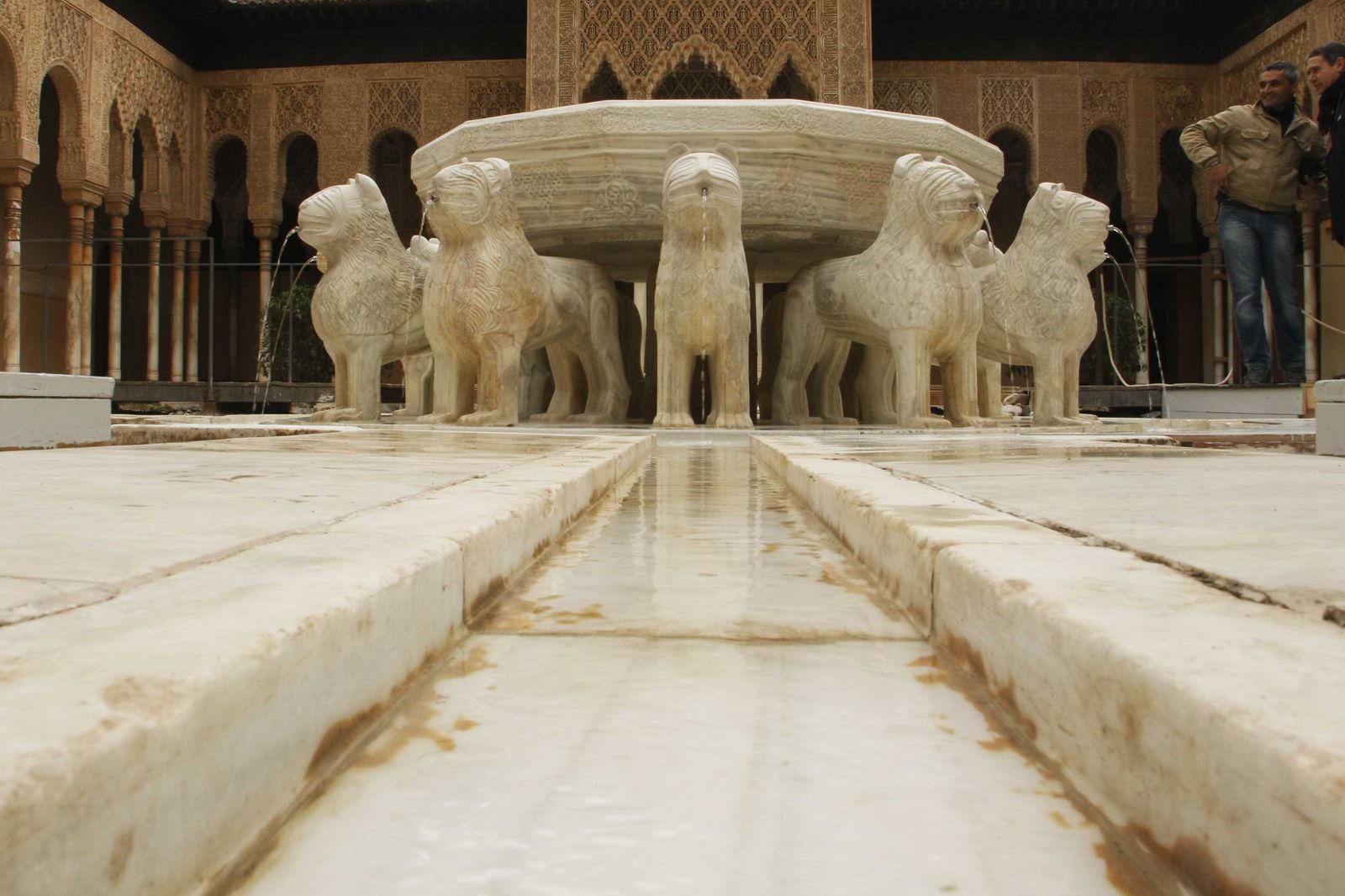 Patio de los Leones de la Alhambra