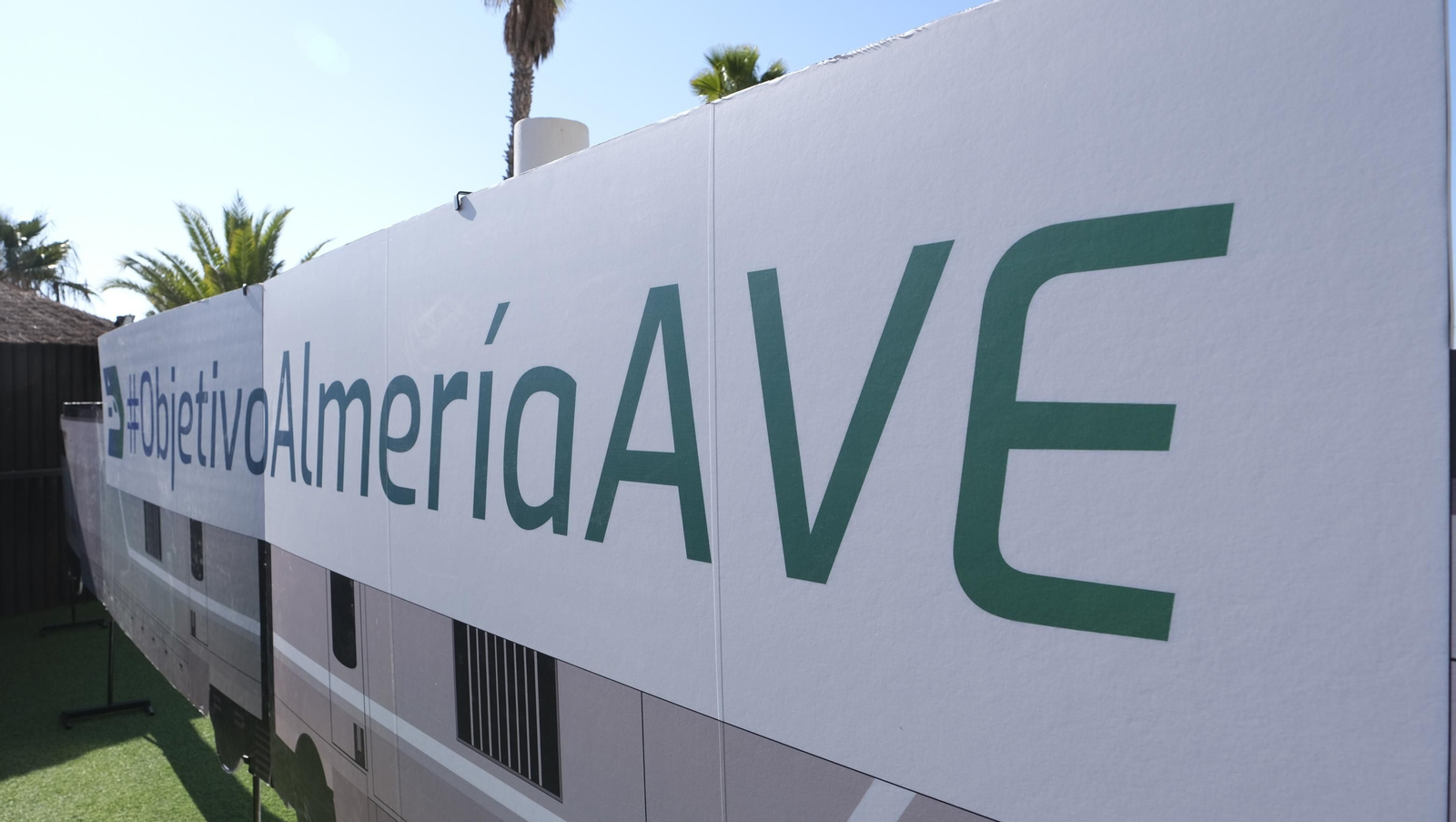 Fotogalería acto reivindicación del AVE en Vera. Almería