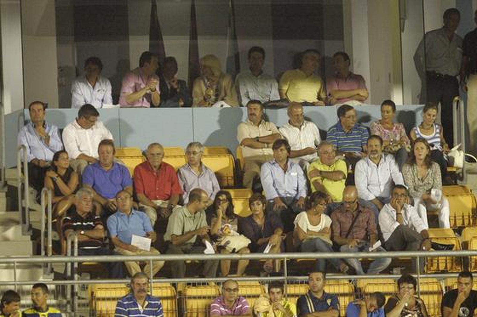 Antonio Muñoz volvió al palco del Carranza junto a Francisco Puig. 

Foto: Jesus Marin