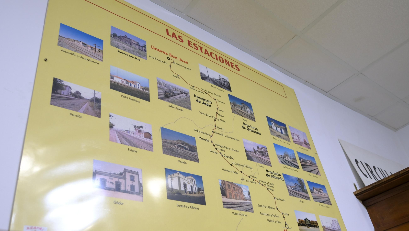 Jornada de puertas abiertas de la Asociación de Amigos del Ferrocarril de Almería (ASAFAL), en imágenes