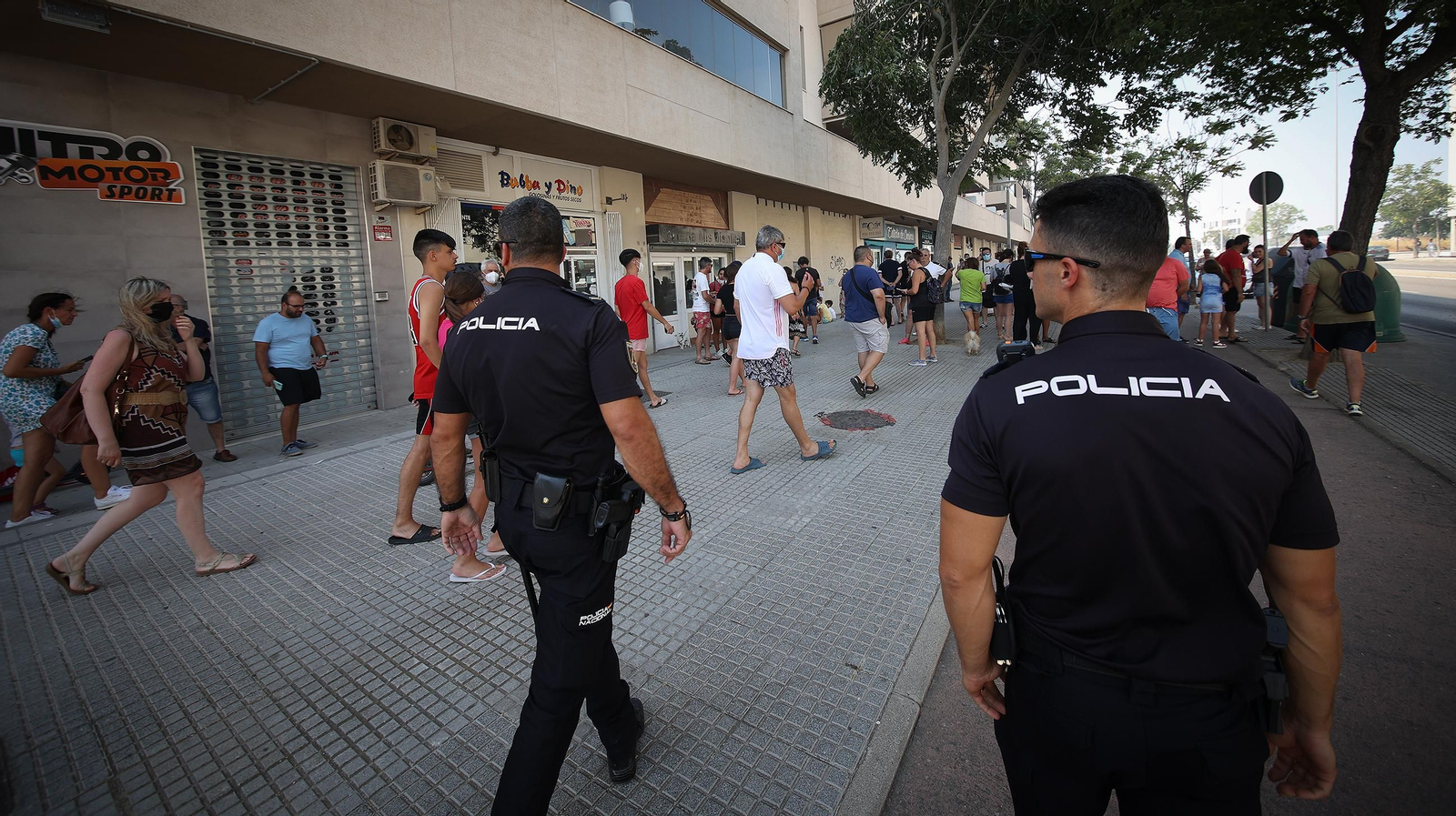 El fuego y el pánico llegan a Jerez