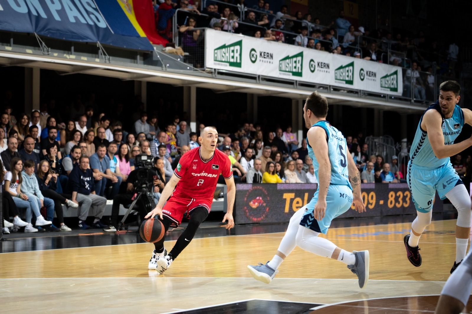 Las imágenes del partido entre Andorra y Covirán Granada