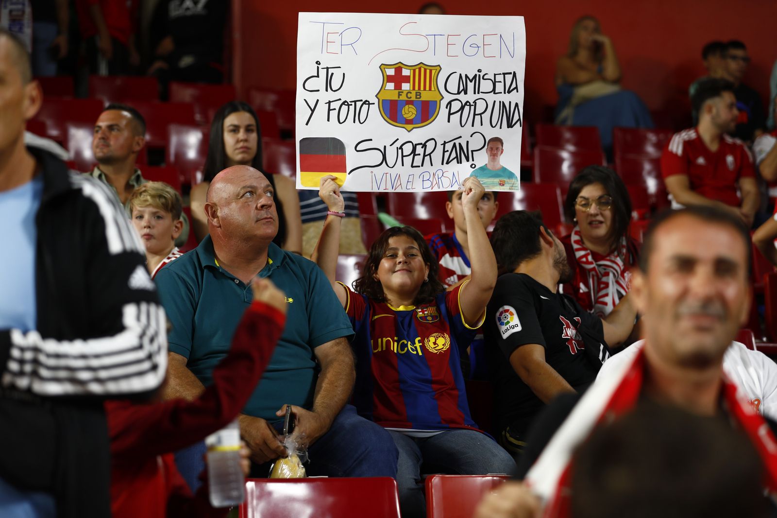 Las mejores imágenes del partido entre Granada CF y FC Barcelona