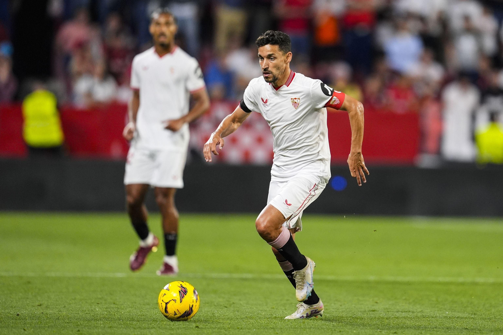 Jesús Navas se marcha del Sevilla FC