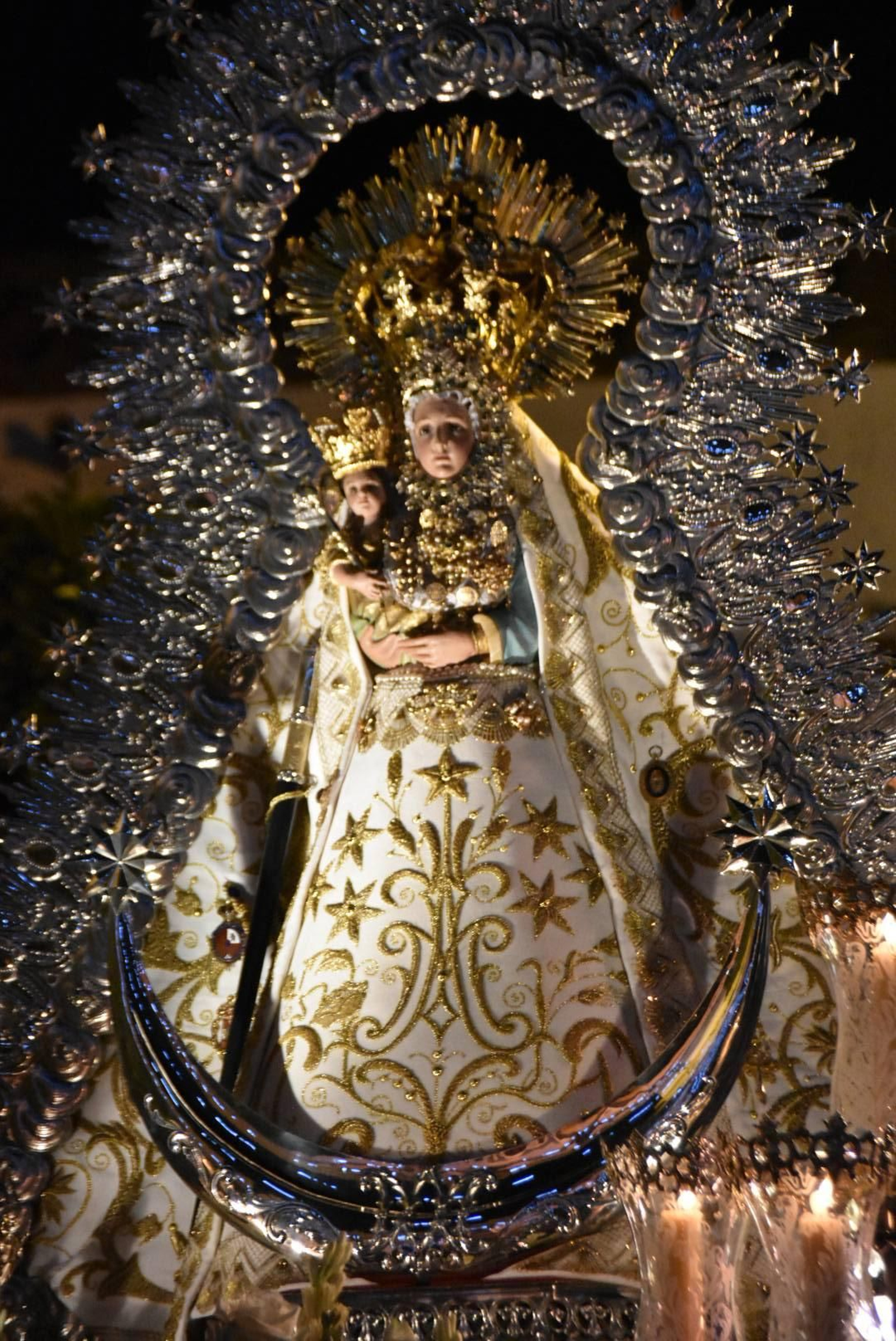 Procesión de la Virgen de la Estrella en Villa del Río.