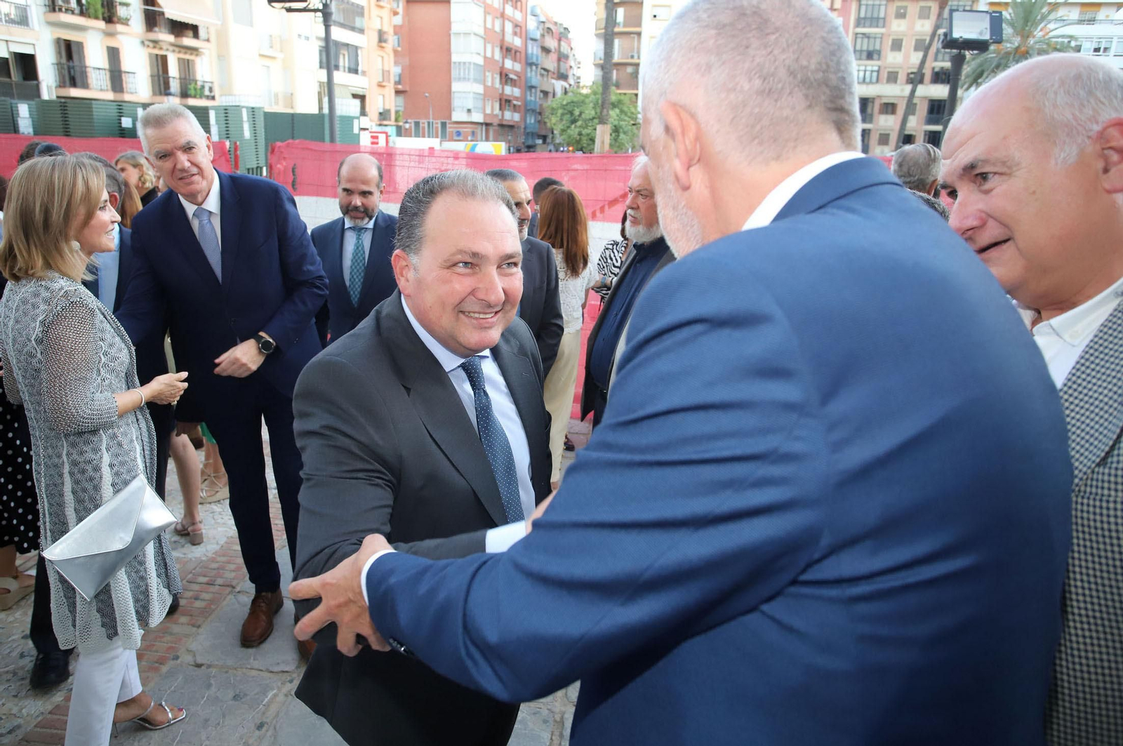 Imágenes de la recepción a los invitados a la gala de los Onubenses del Año