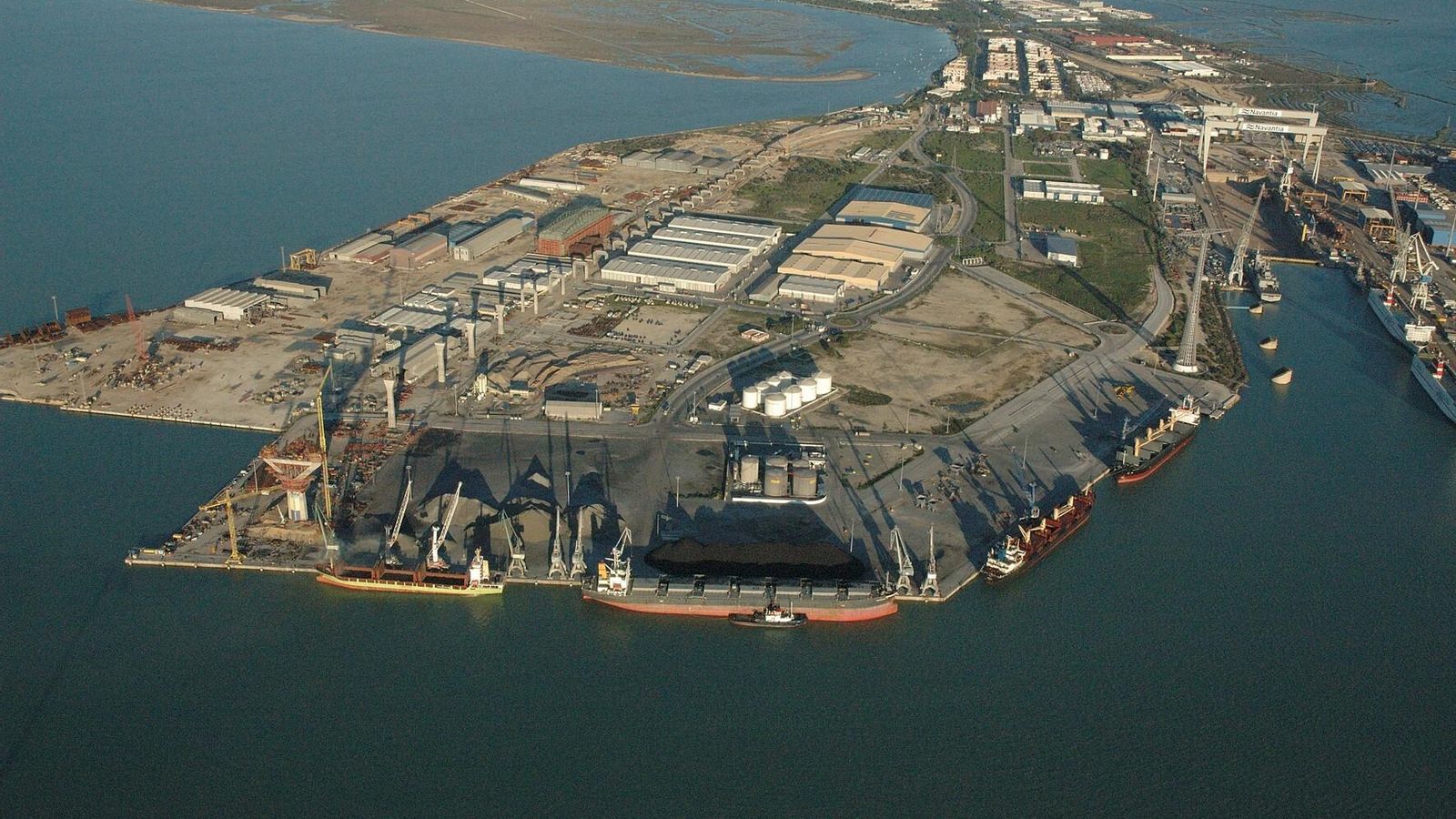 Imagen aérea del Muelle de La Cabezuela de Puerto Real