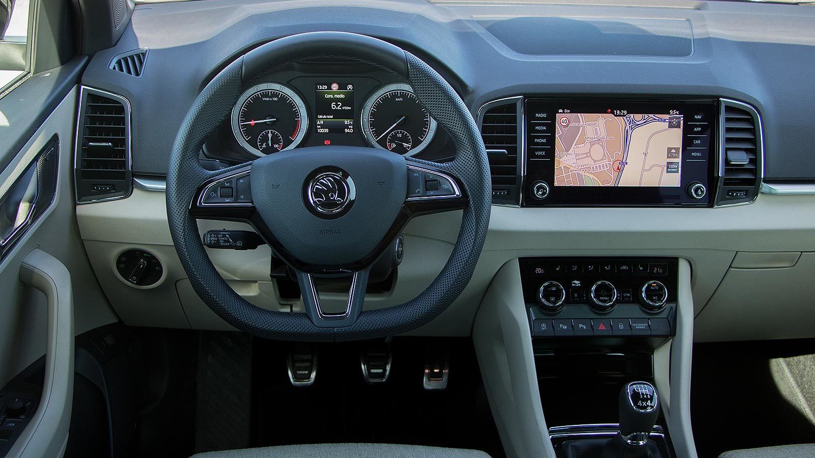 La unidad de pruebas no lo llevaba pero puede incorporar el cuadro de instrumentos digital.