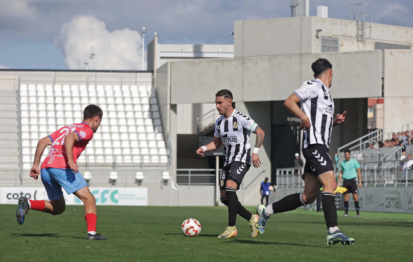 Las mejores fotos del Balona - Deportiva Mirena de Segunda Federación