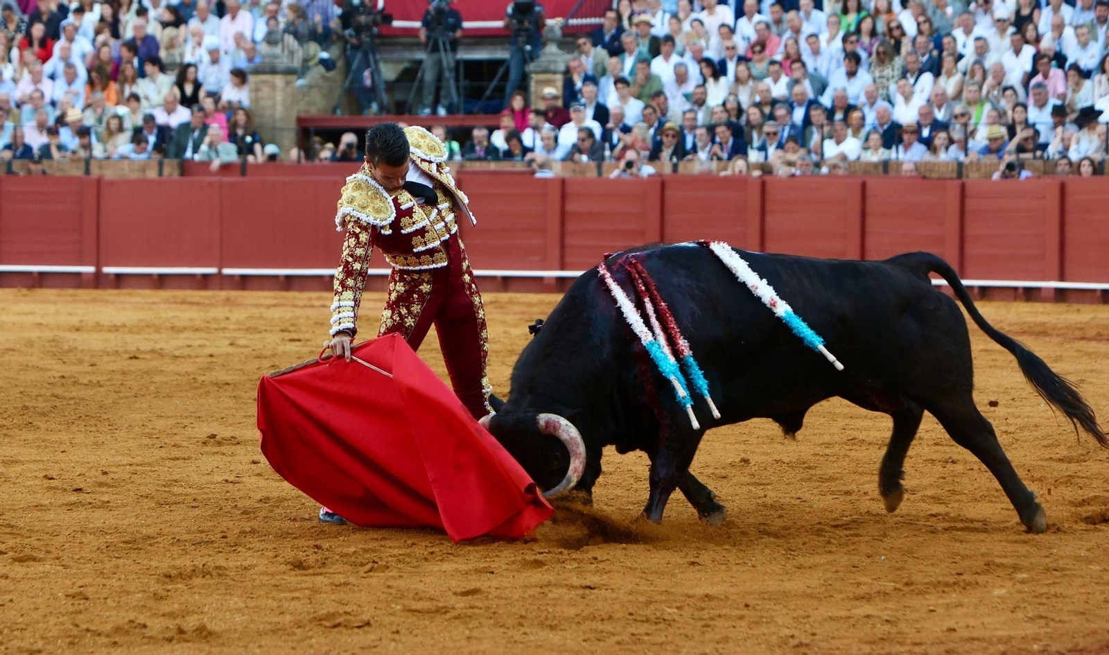 Manzanares también se marcha de vacío.