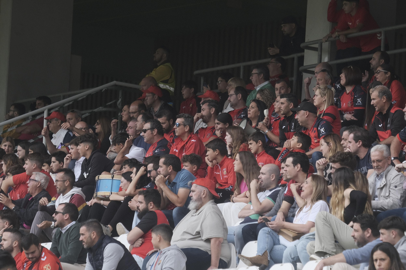 La victoria del Córdoba B ante el Salerm Puente Genil, en imágenes