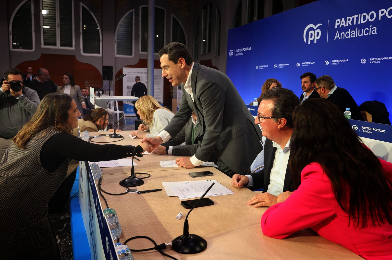 Imágenes de la Junta Directiva del PP celebrada en Huelva