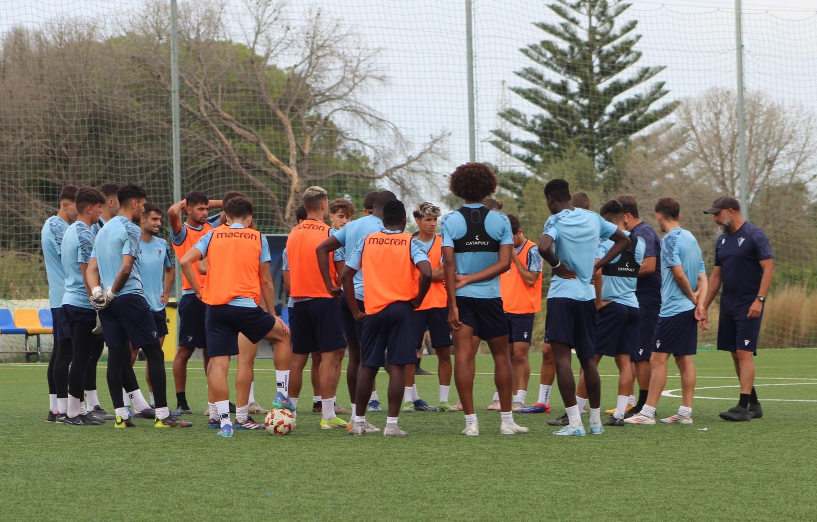 Un entrenamiento del Cádiz Mirandilla.