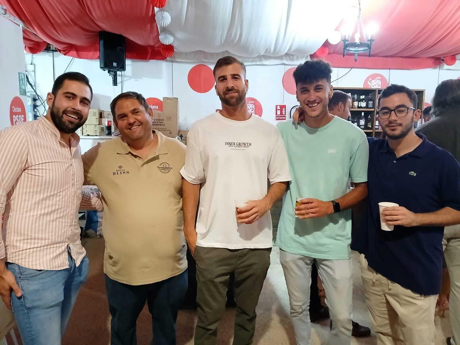 Imágenes de la Feria de Chiclana 2024: alumbrado y las primeras horas de fiesta